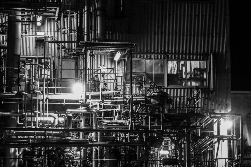 食品工場の温度管理の重要性と機械の役割